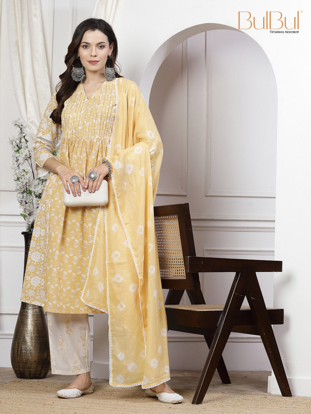 Sia Off White Kurta Set with Dupatta