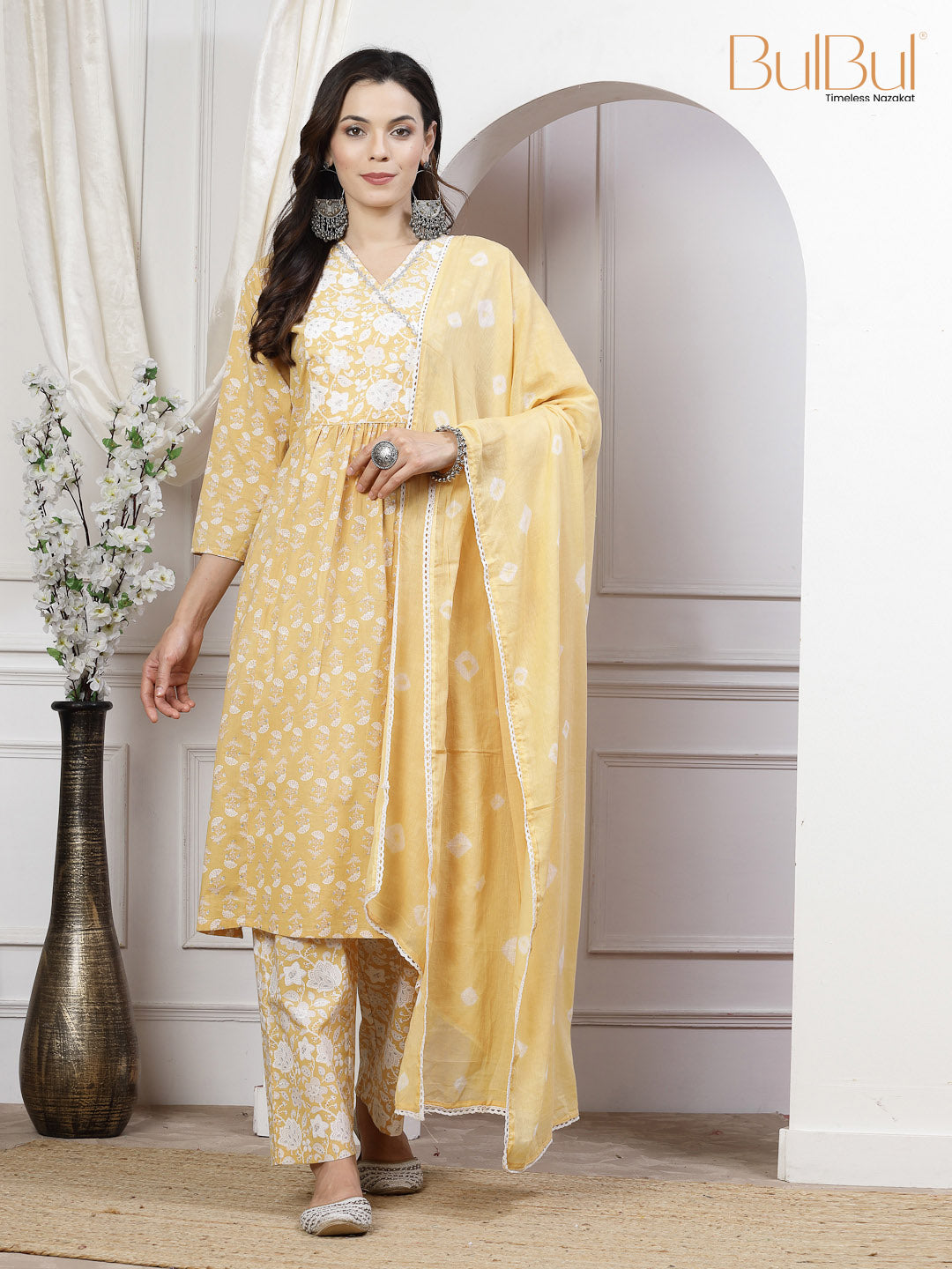 Gulfam Offwhite Kurta Set with Dupatta