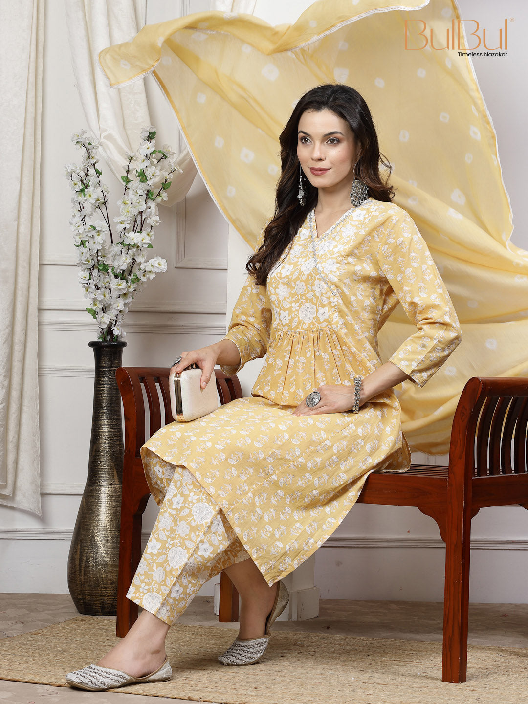 Gulfam Offwhite Kurta Set with Dupatta