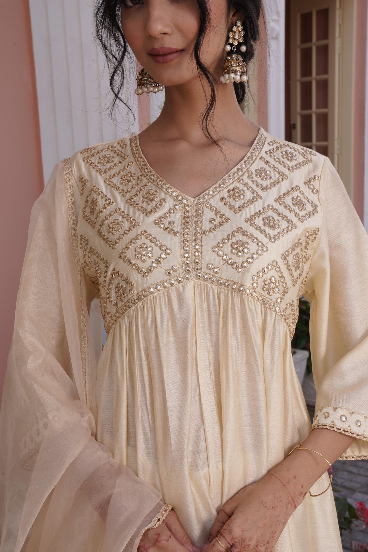 Falak Off white Kurta Set with Dupatta